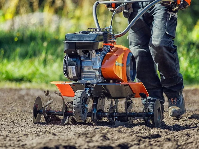Kako izbrati pravi prekopalnik za vaš vrt in njivo